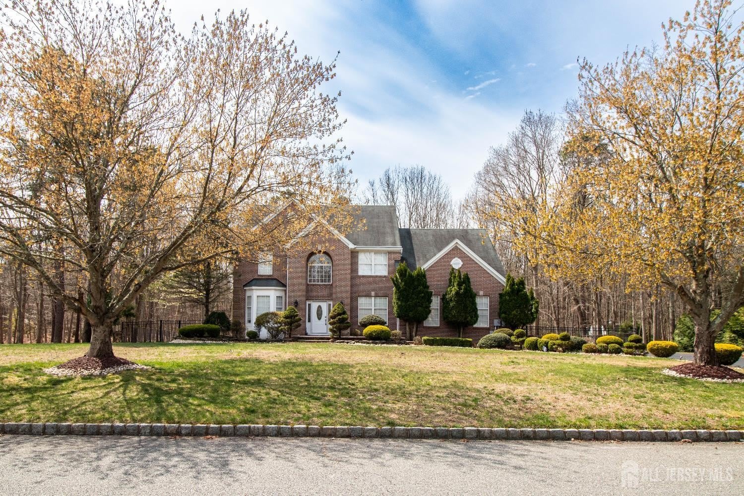 845 Woodbury Drive – photo 1