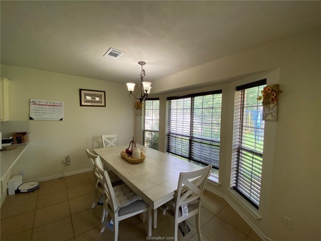 1206 Mullins Court – photo 4