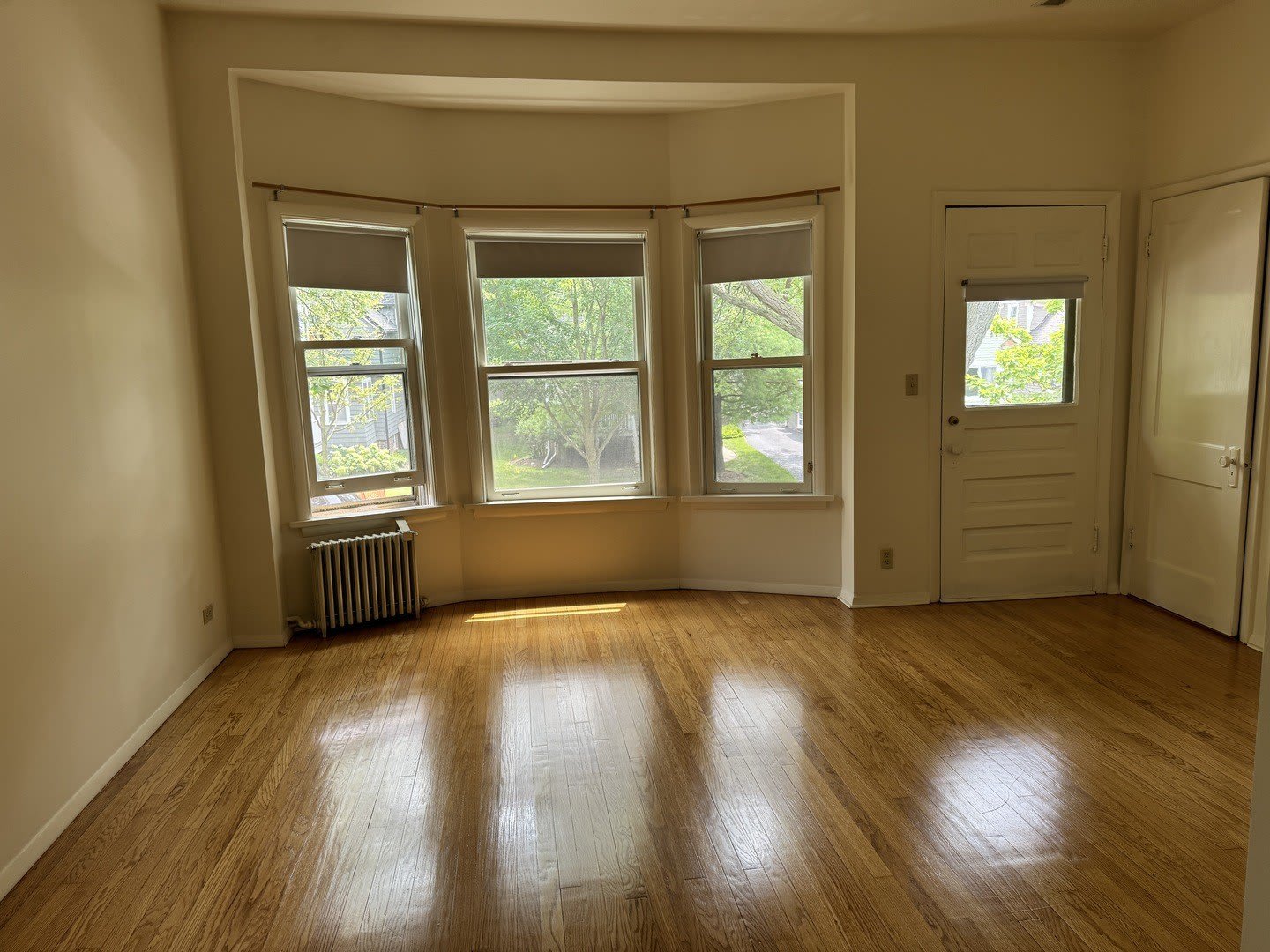 1462 Wilmette Avenue – photo 2