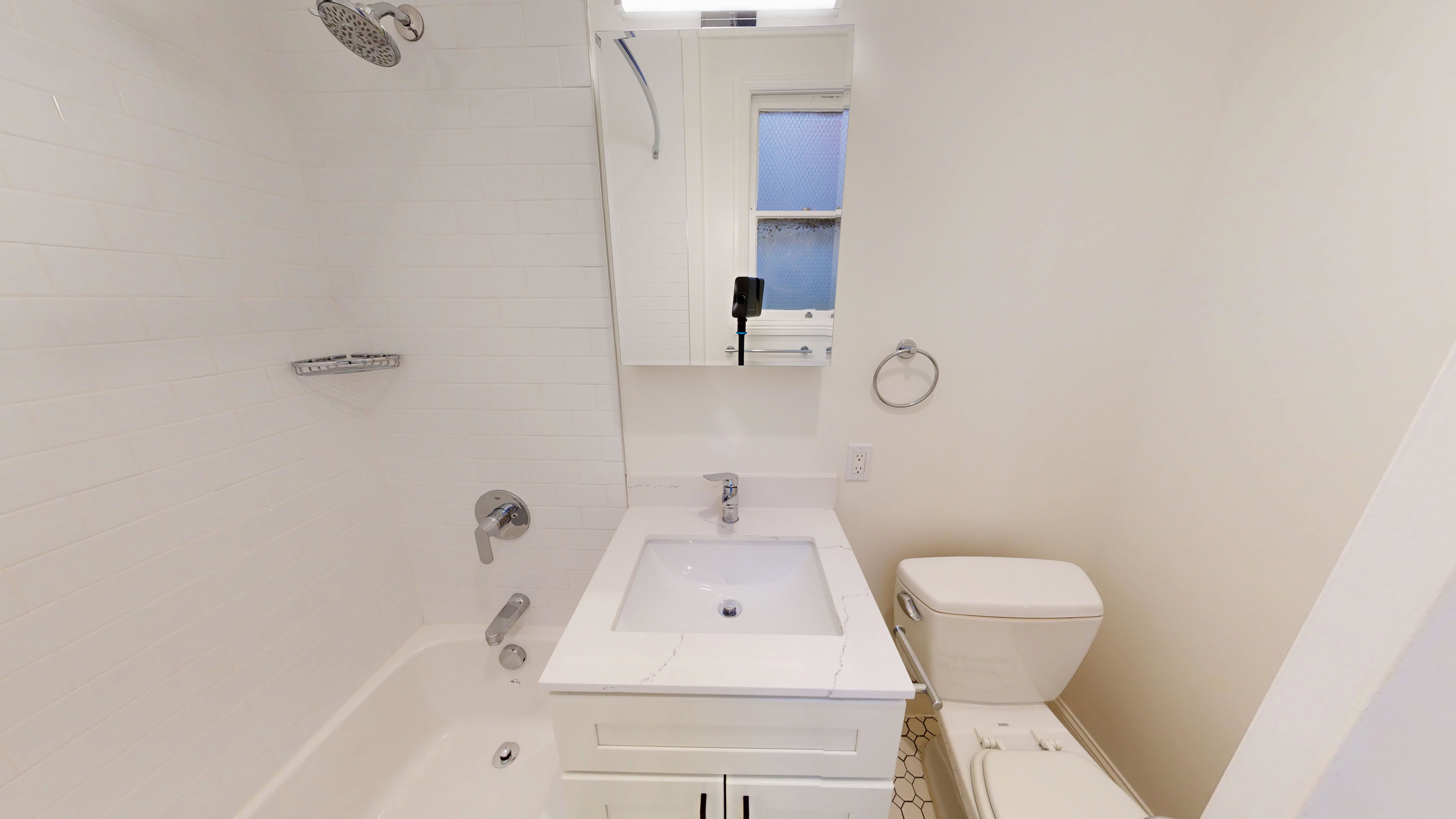 1260 Broadway – photo 4
