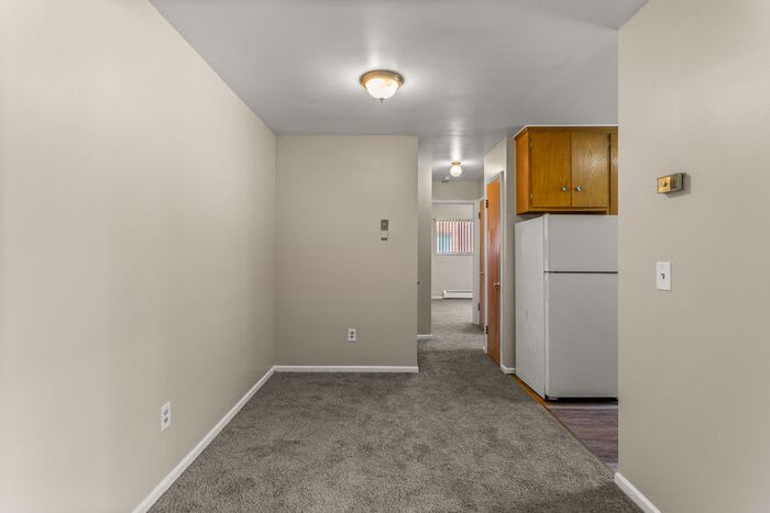 23045 Kelly Road – photo 5