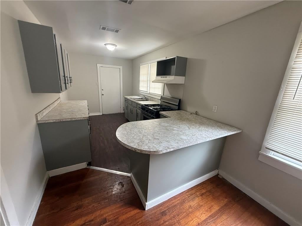 411 8th Avenue – photo 2