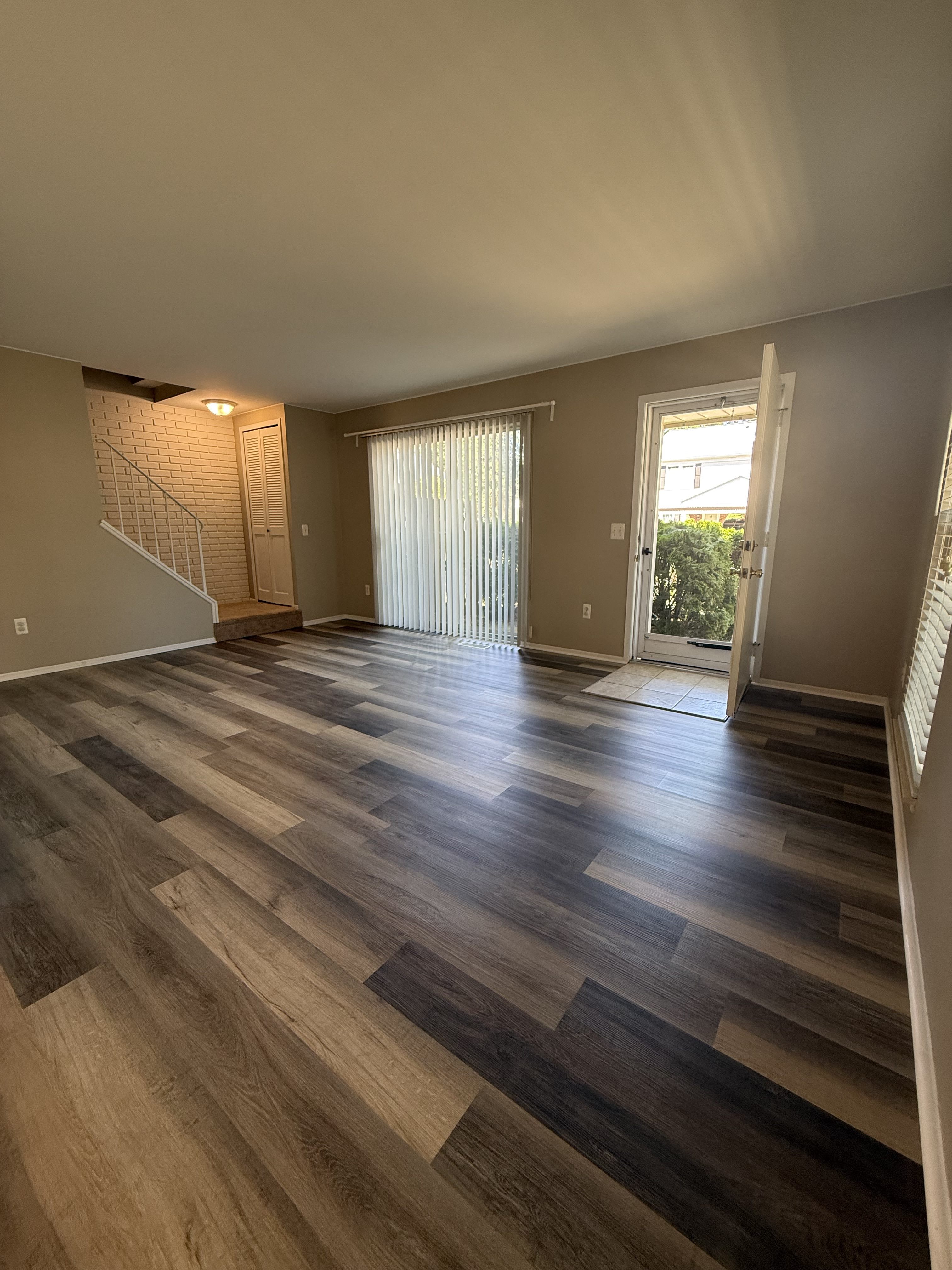 24104 Meadowbridge Dr – photo 2