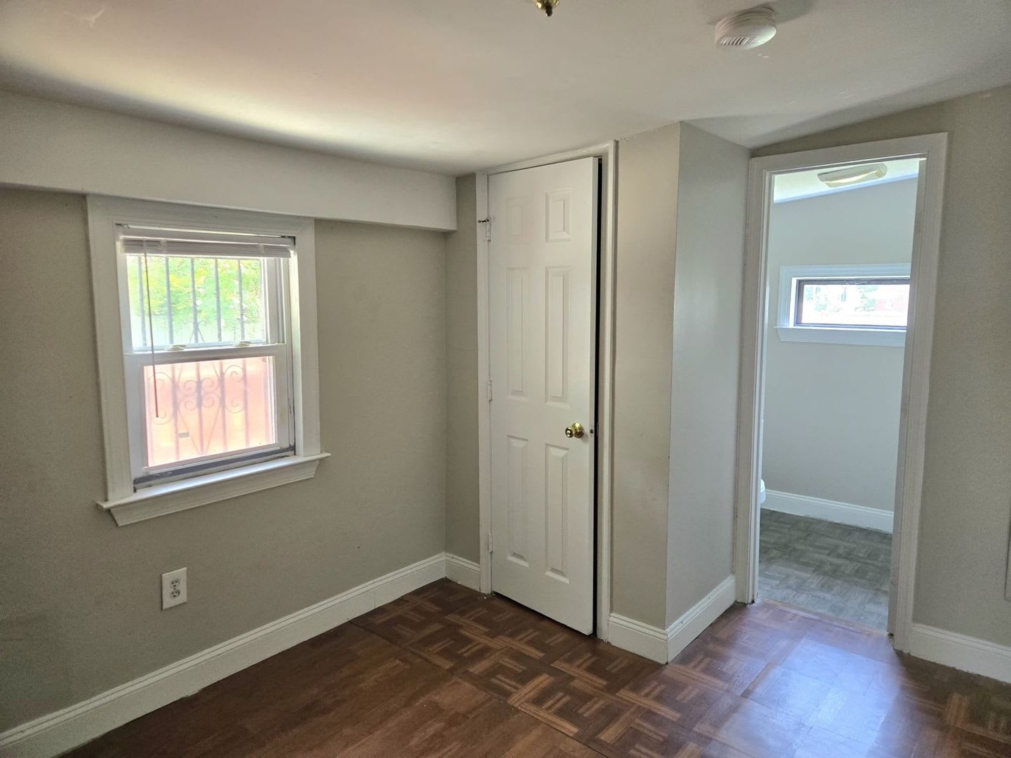 4 Bedroom Single Family Home in Fairmount Heights – photo 3