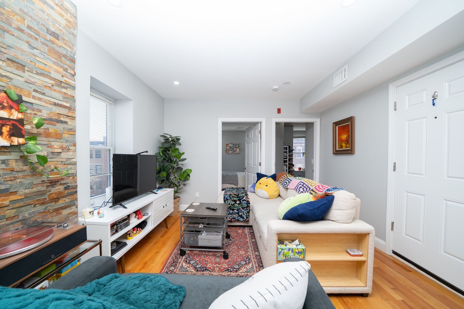 28-30 Chelsea Street – photo 1