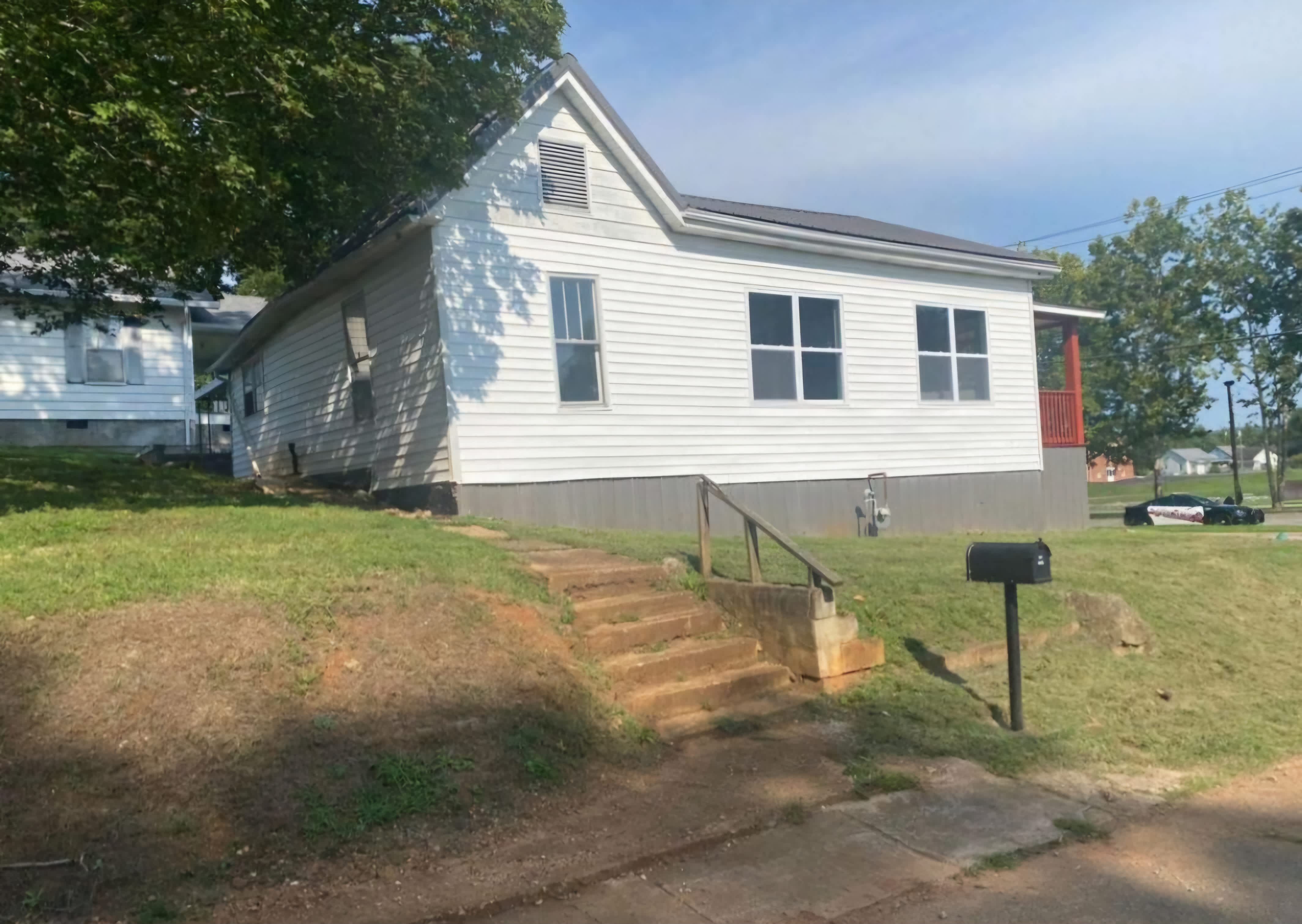 206 Ferry Street – photo 5