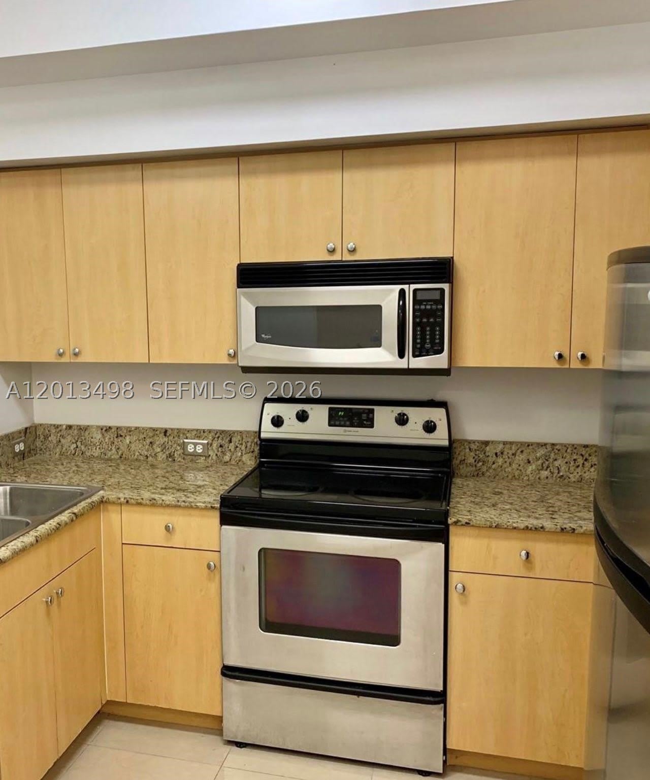2841 NE 185th St – photo 2