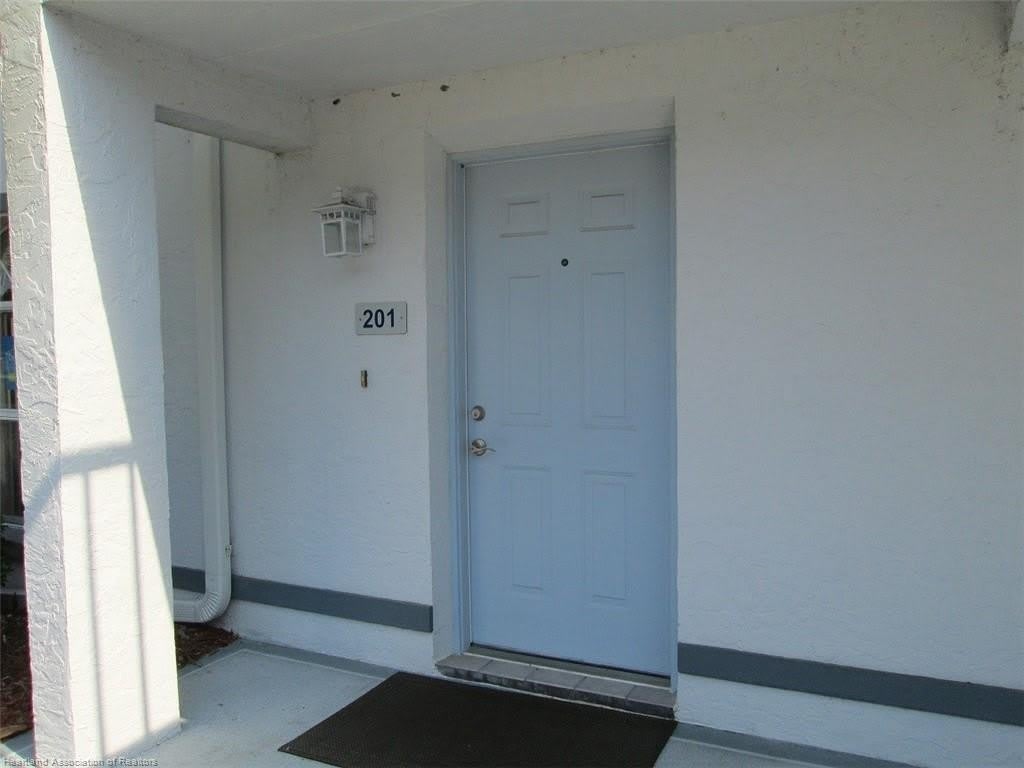 201 Stephen Drive – photo 2