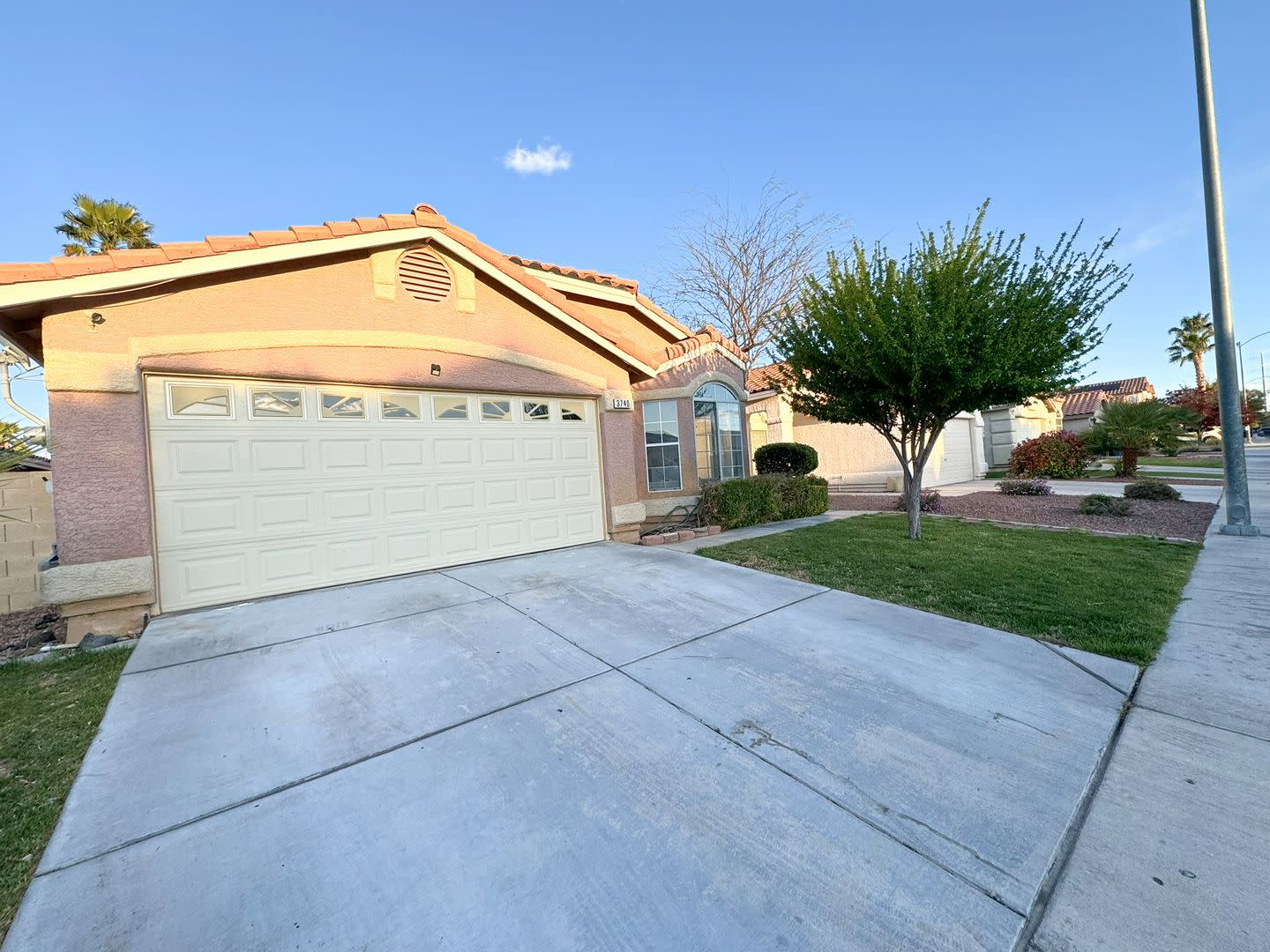 ** Coming Soon on 9/01/2026 ** Fully renovated with a contemporary flair One-Story Home – photo 2