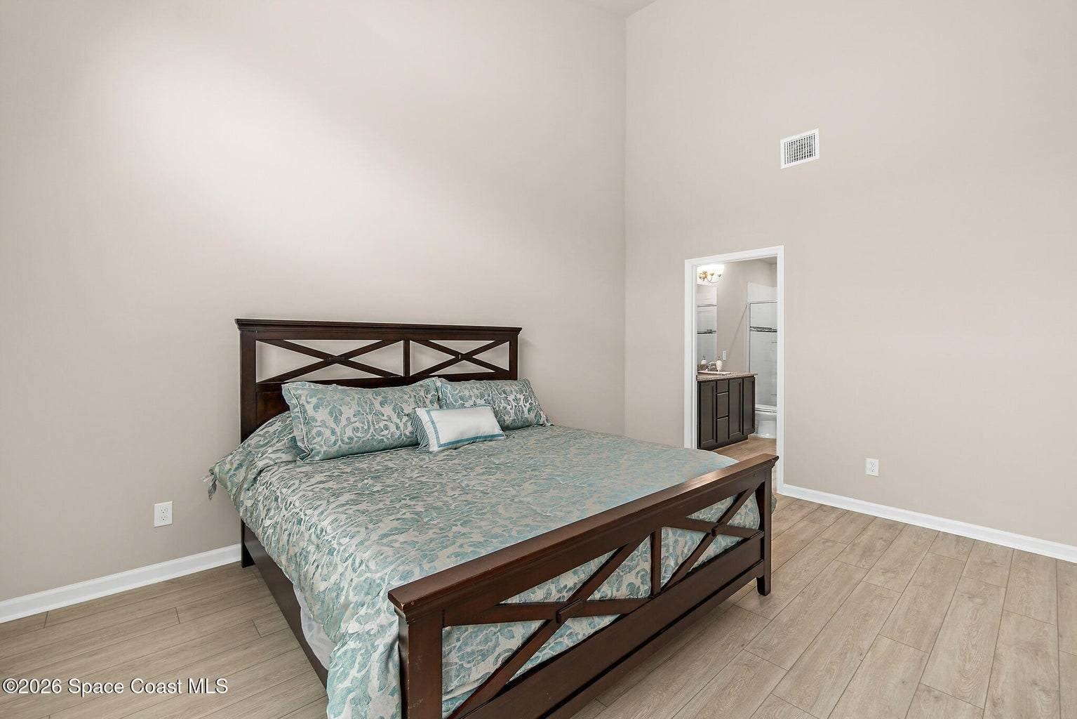 775 Simeon Drive – photo 4