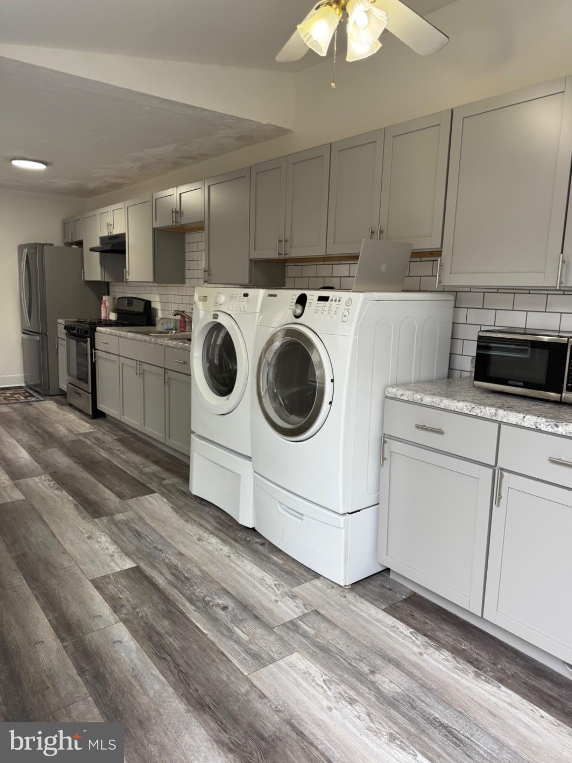 837 LOCUST Street – photo 5