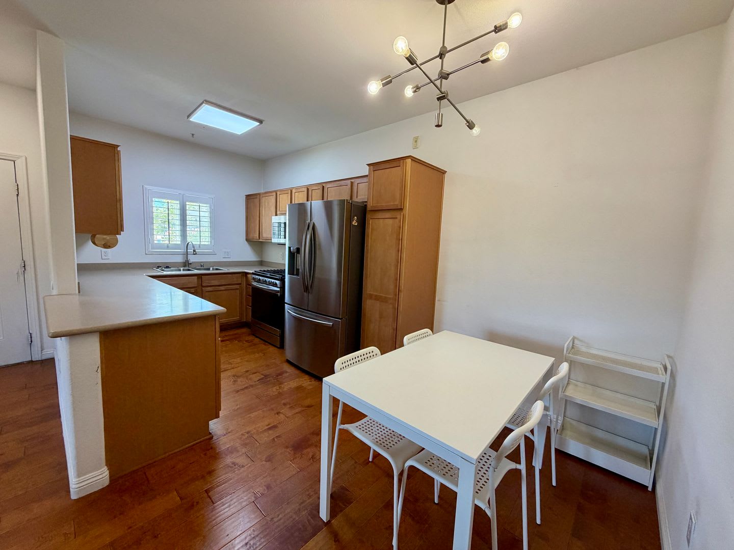Ground-Floor 2-Bedroom, 2-Bath Home – photo 4