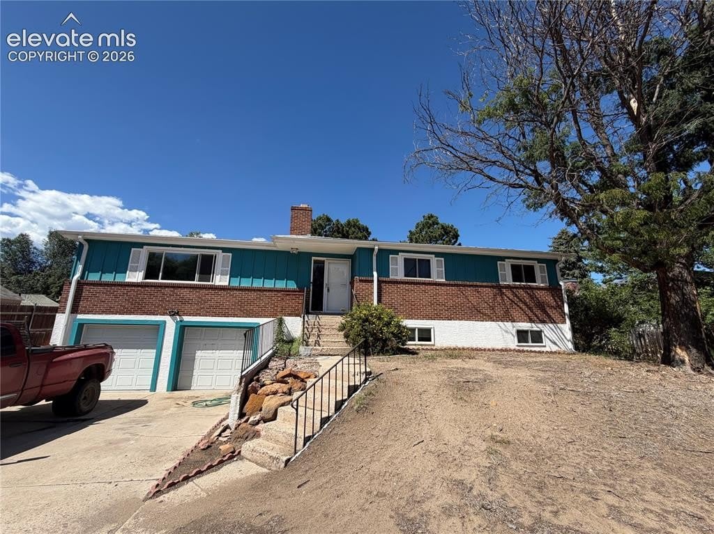 2802 Flintridge Drive – photo 2