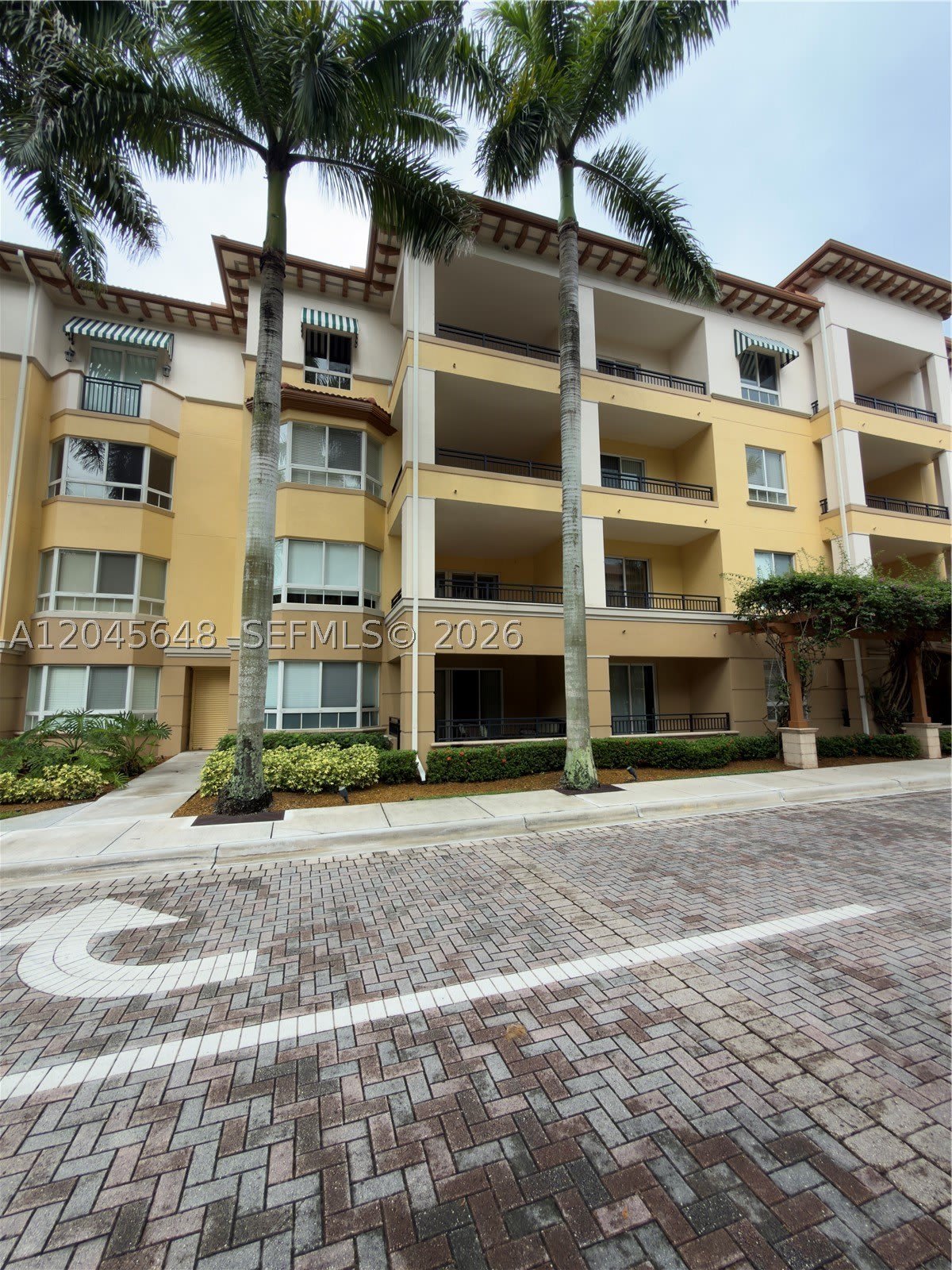 16100 Emerald Estates Dr – photo 2