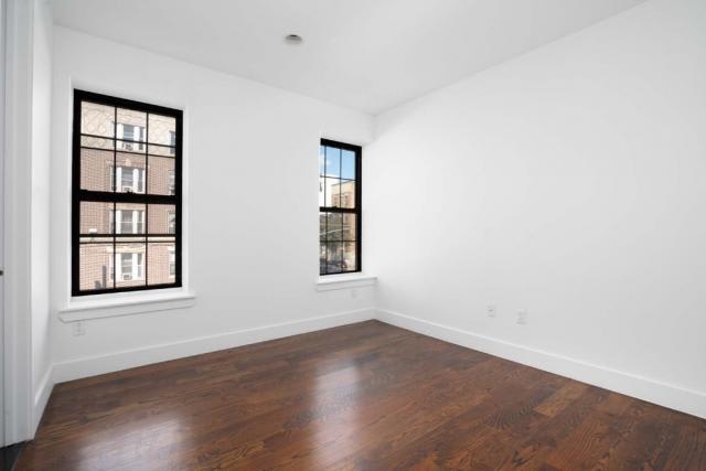 2318 Avenue D – photo 5