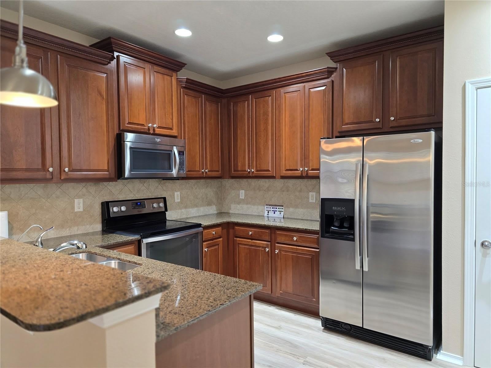 5646 SUNSET FALLS Drive – photo 3