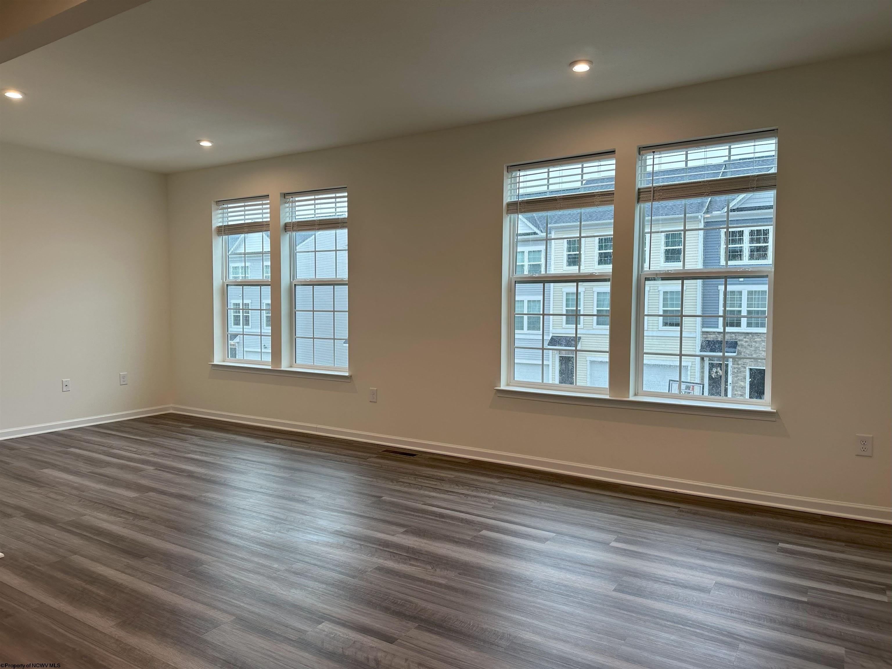 317 Bay Street – photo 5