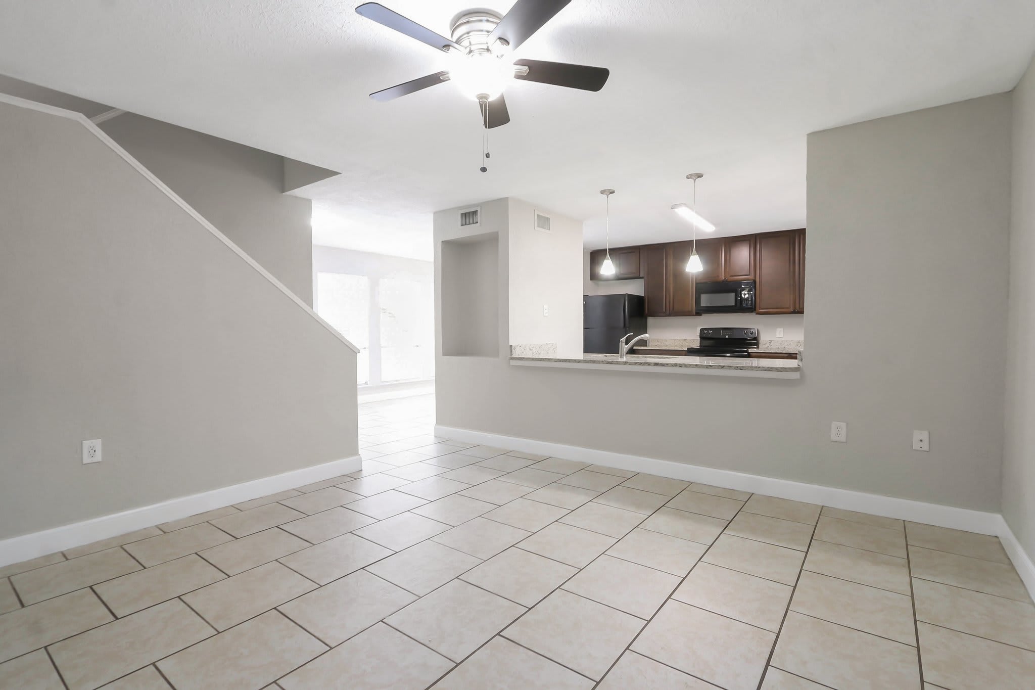 1833 Warringwood Dr Apt C-3 – photo 4
