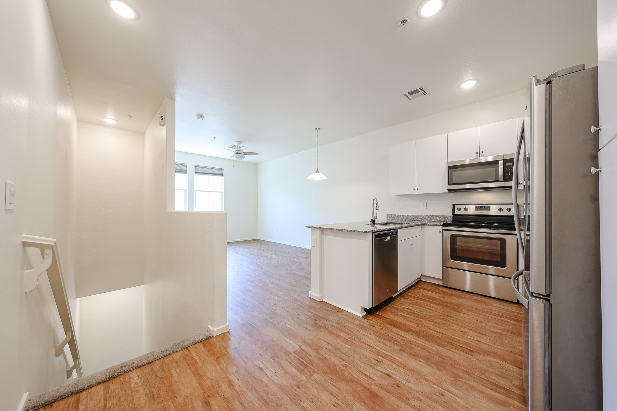 2321 East Hidalgo Avenue – photo 1