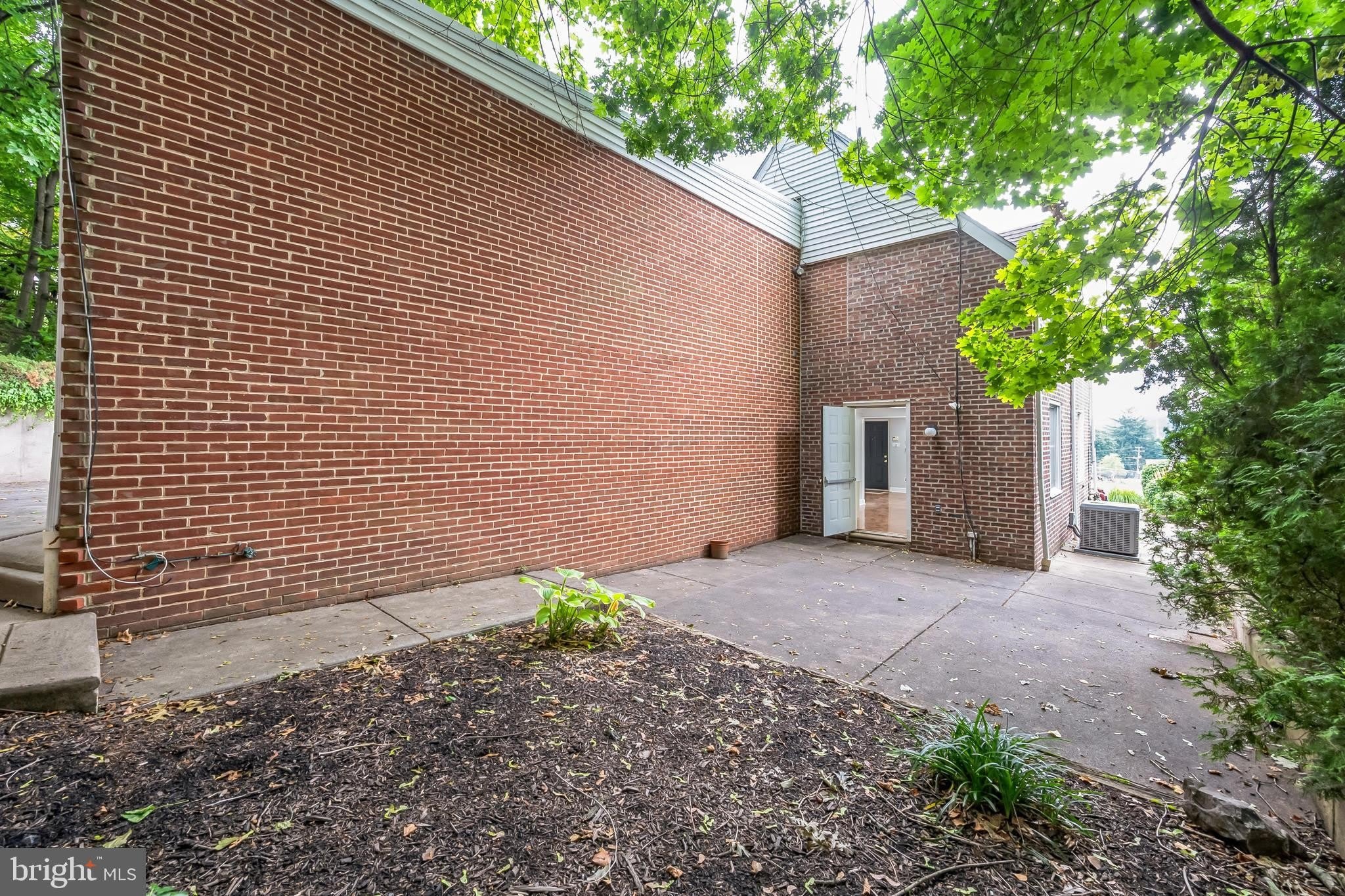 1514 OLD YORK Road – photo 4