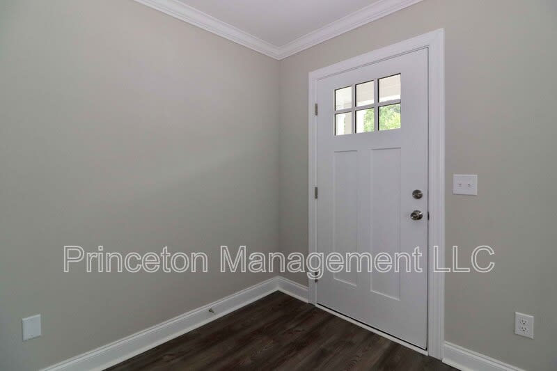 3967 Newhall Dr. NW – photo 4