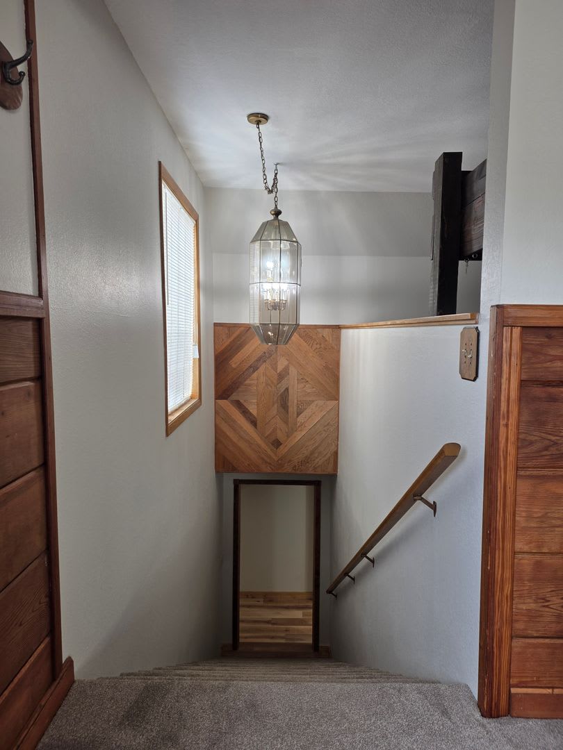 Charming 2 Bedroom Apartment In The Heart Of Reedsport Oregon – photo 2