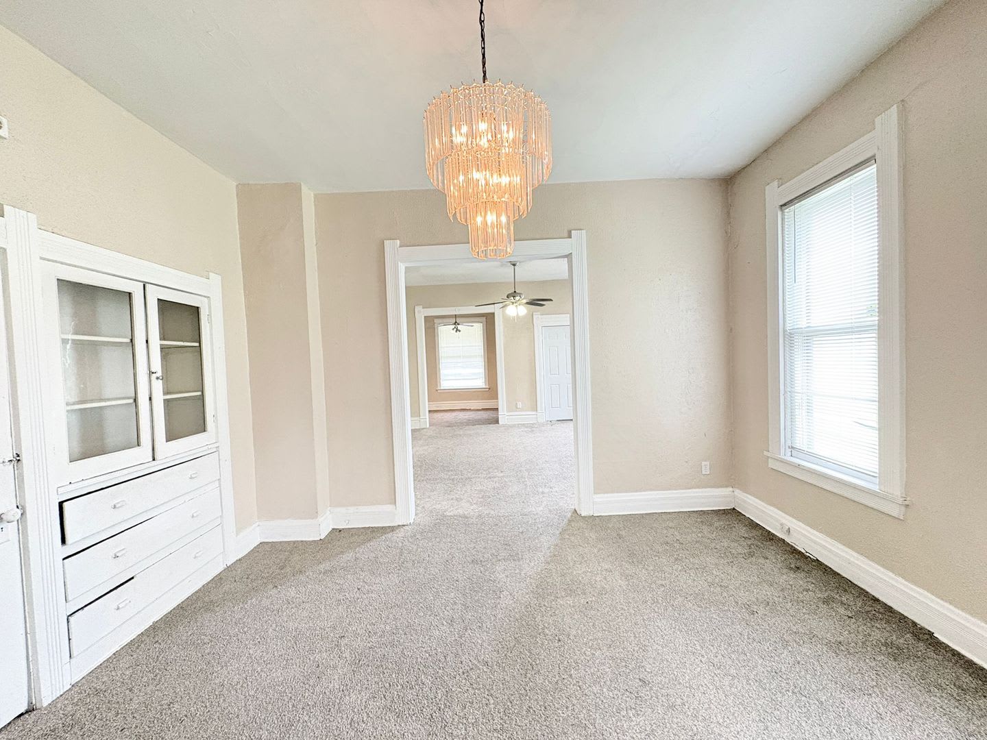 837 Avondale – photo 4
