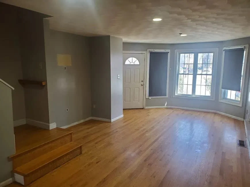 5269 Washington St. – photo 1