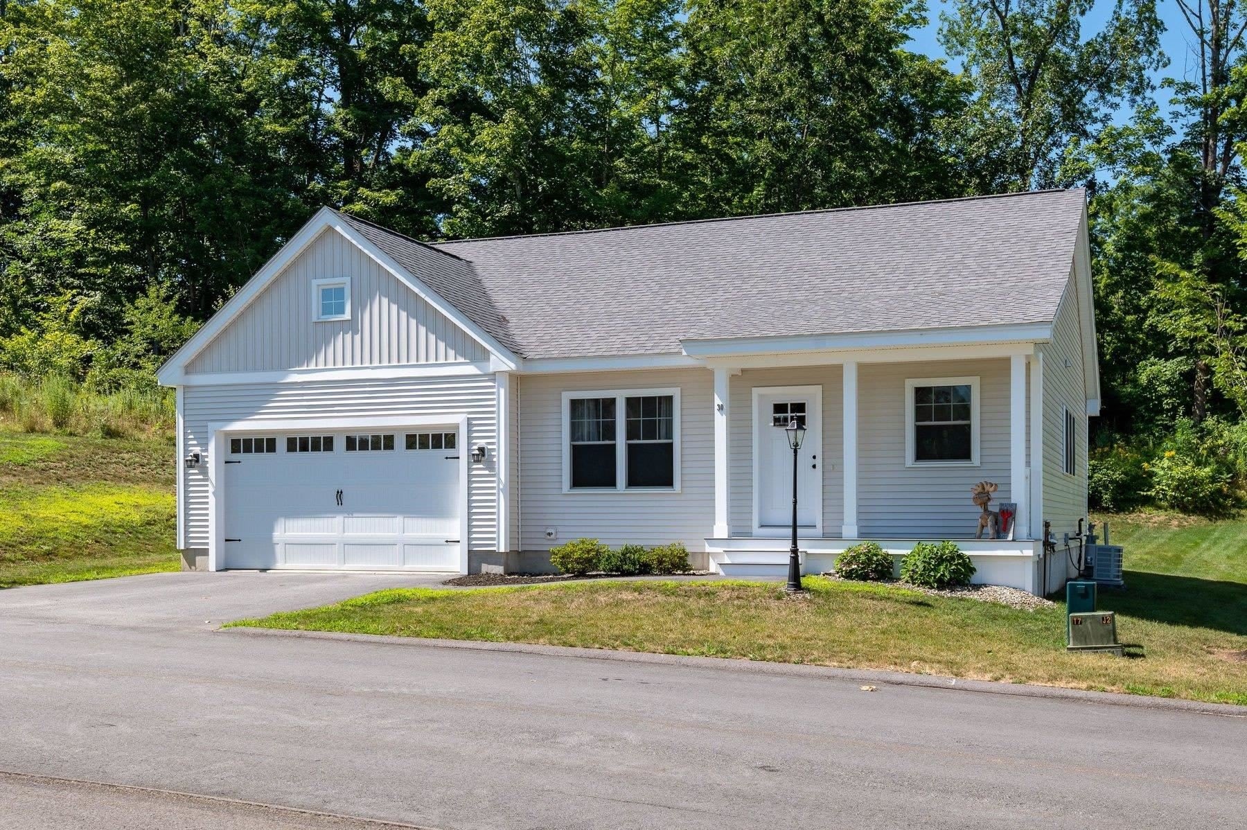 30 Copley Drive – photo 2