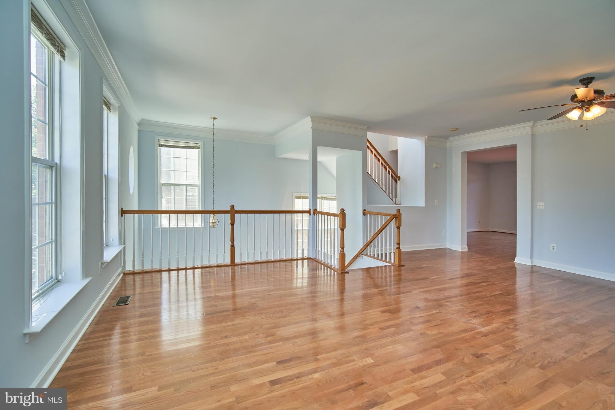 19147 COMMONWEALTH Terrace – photo 4