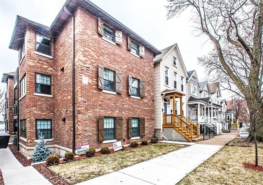 2145 West Fletcher St. – photo 1