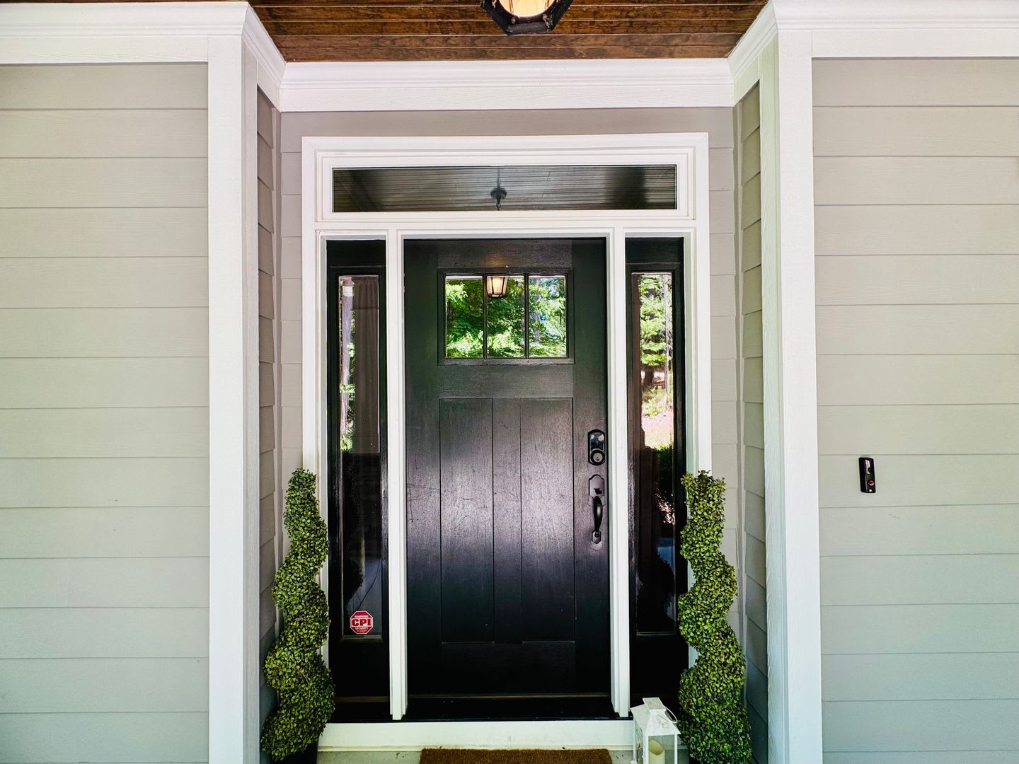 Beautiful Custom Built Home – photo 4