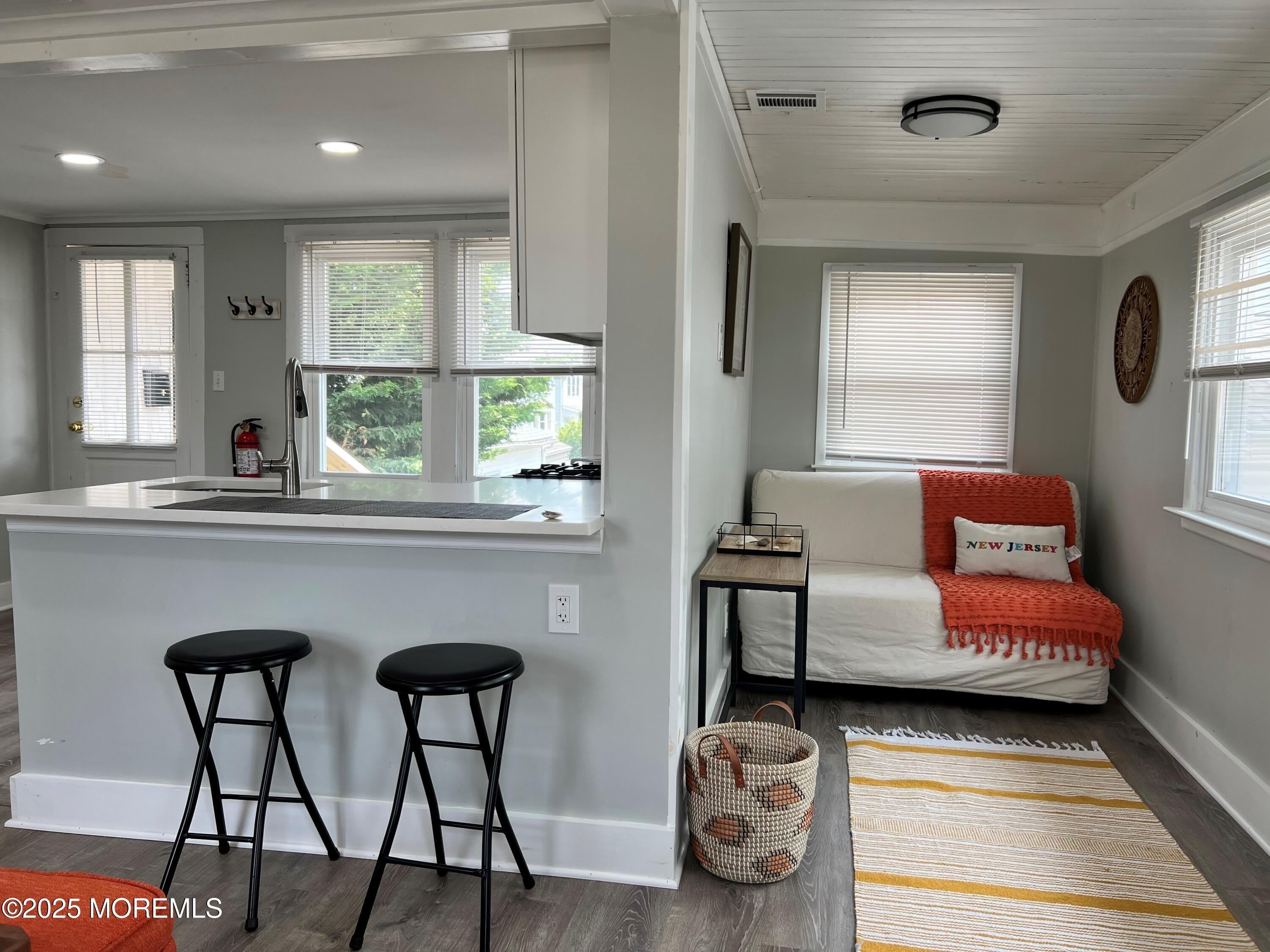 324 Mccabe Avenue – photo 3