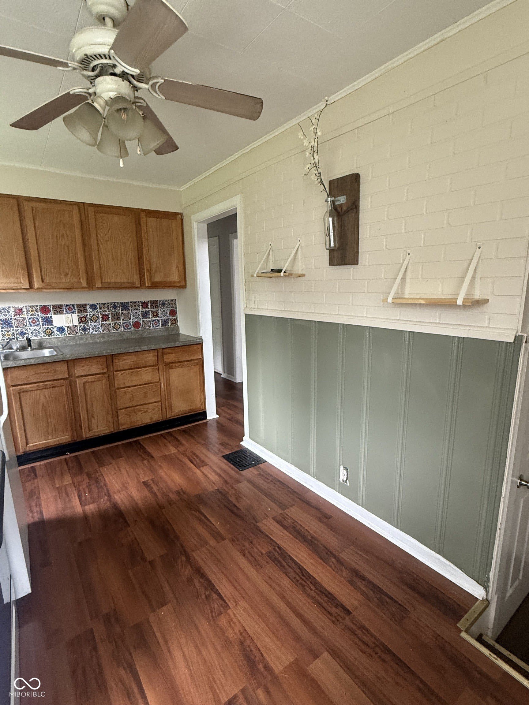 4430 Primrose – photo 2