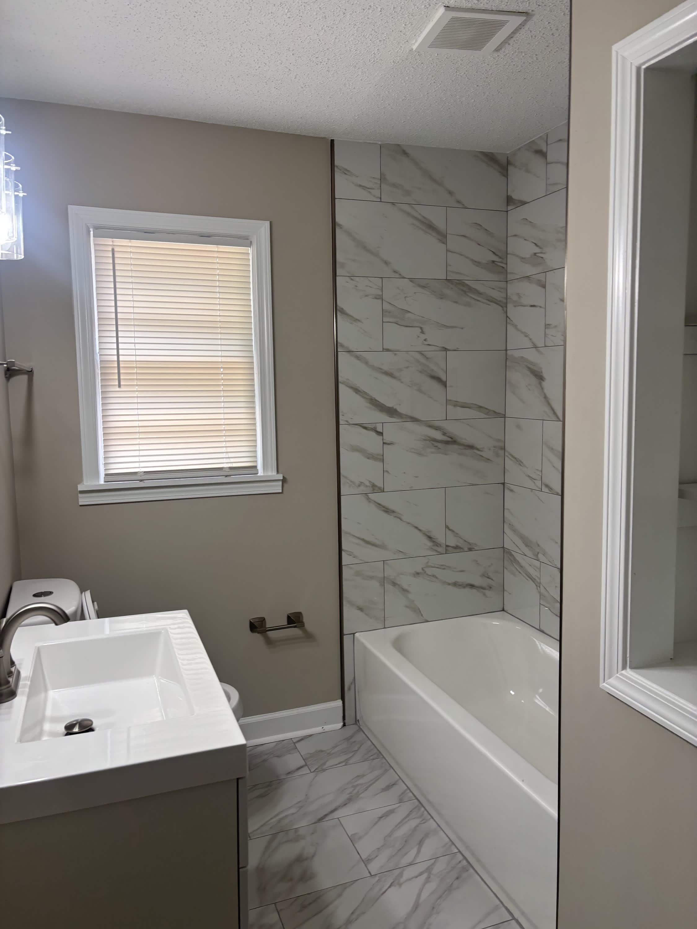 923 Tampa – photo 5