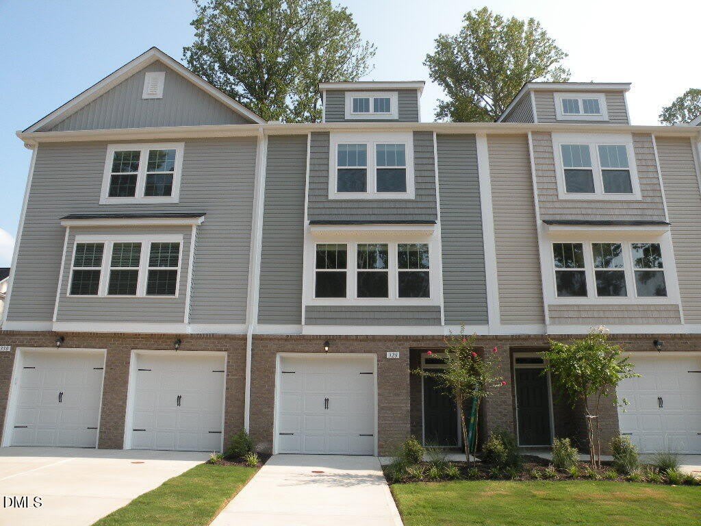 328 Page Square Drive – photo 1