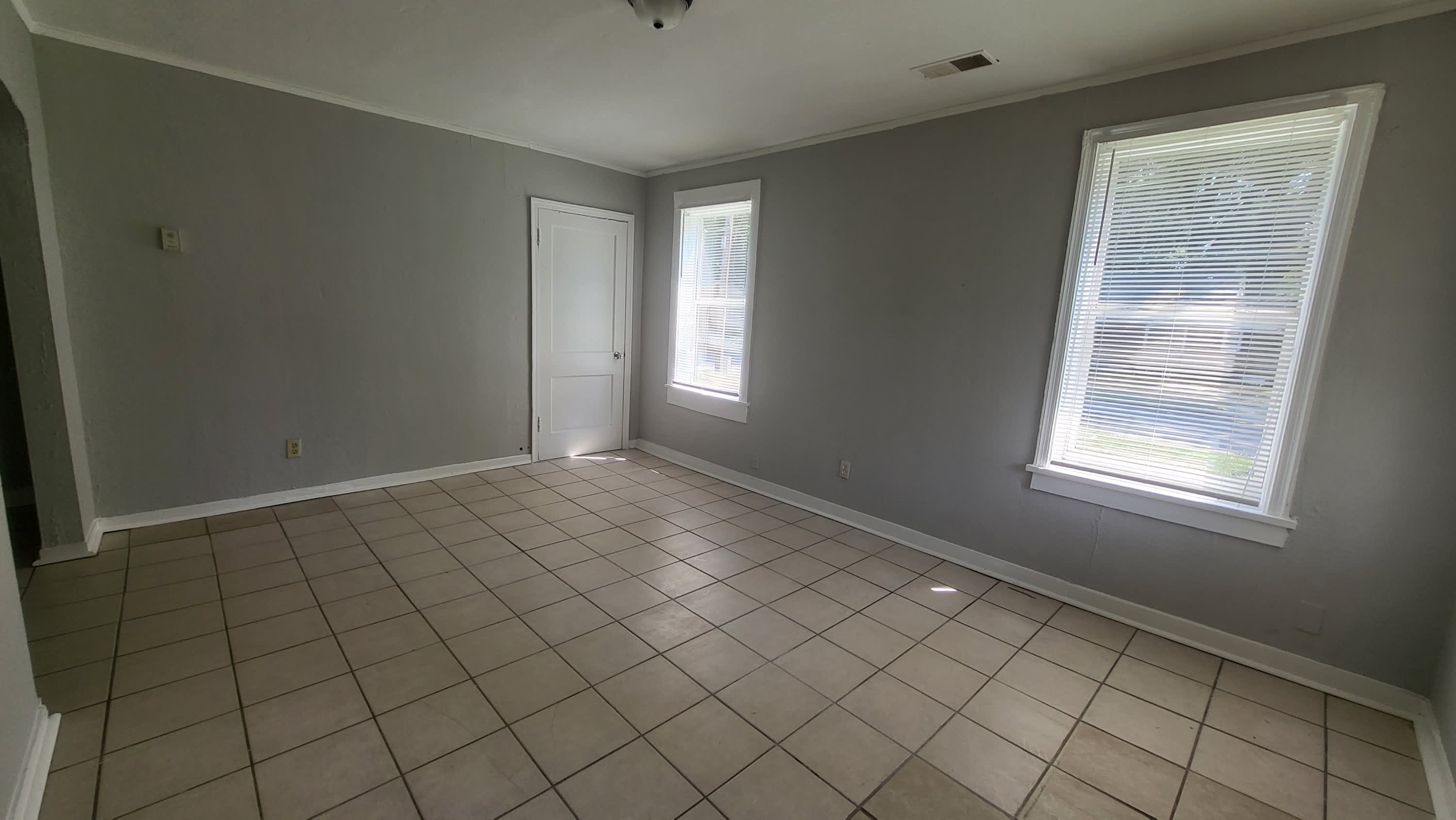3788 Bayliss Avenue – photo 2