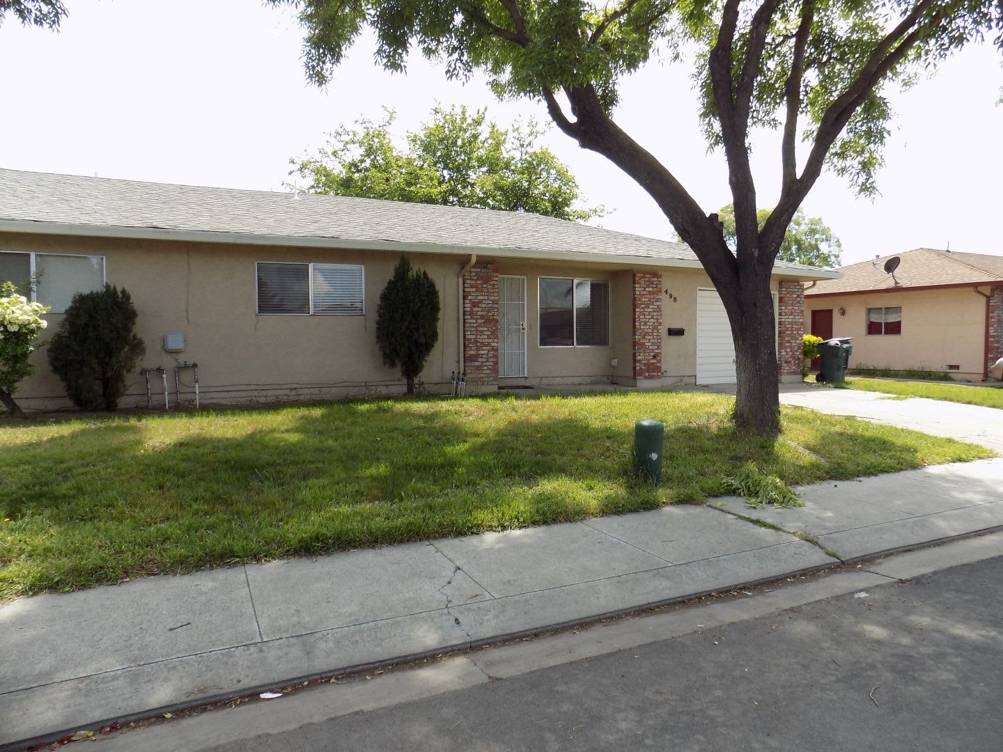 Single story, 3 bed 1.5 bath home. – photo 2