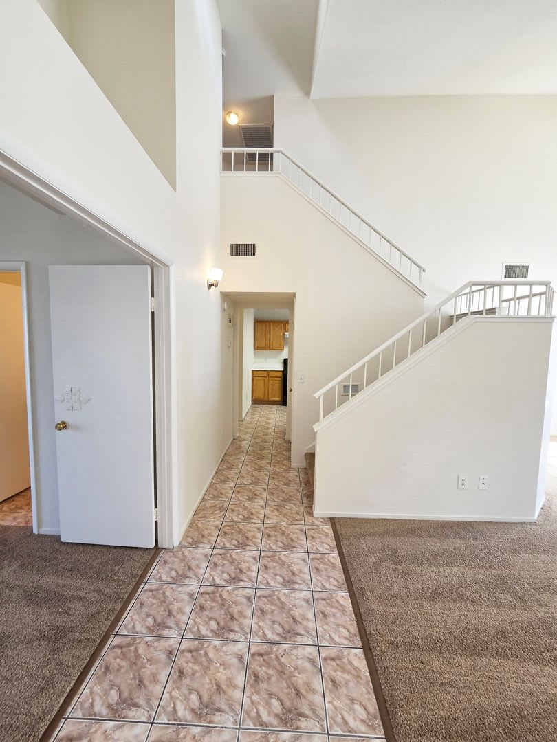3-Bedroom Home Near Summerlin with 3 Full Baths & 2-Car Garage – photo 3