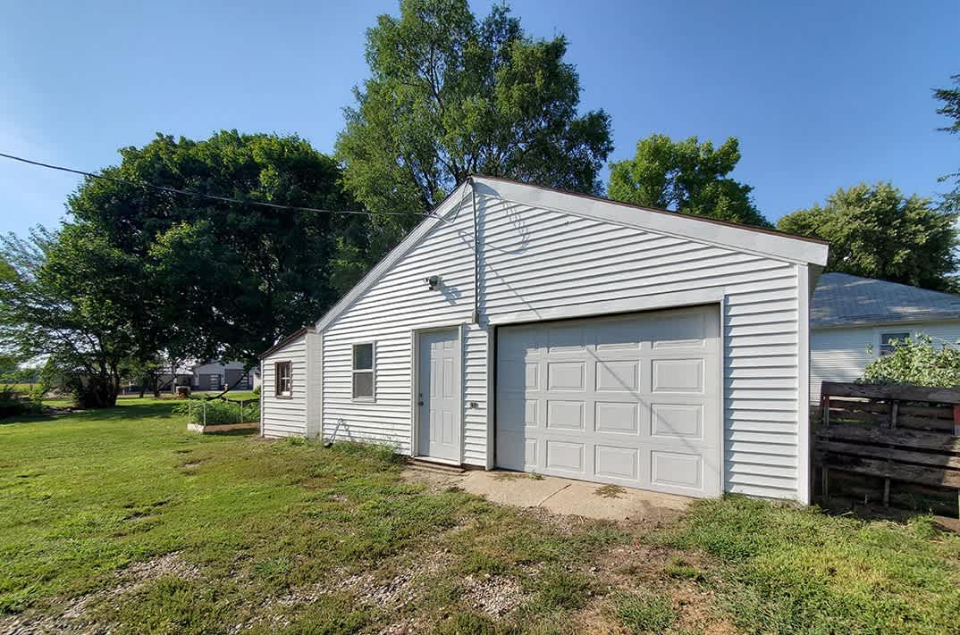 460 2Nd St Nw – photo 5