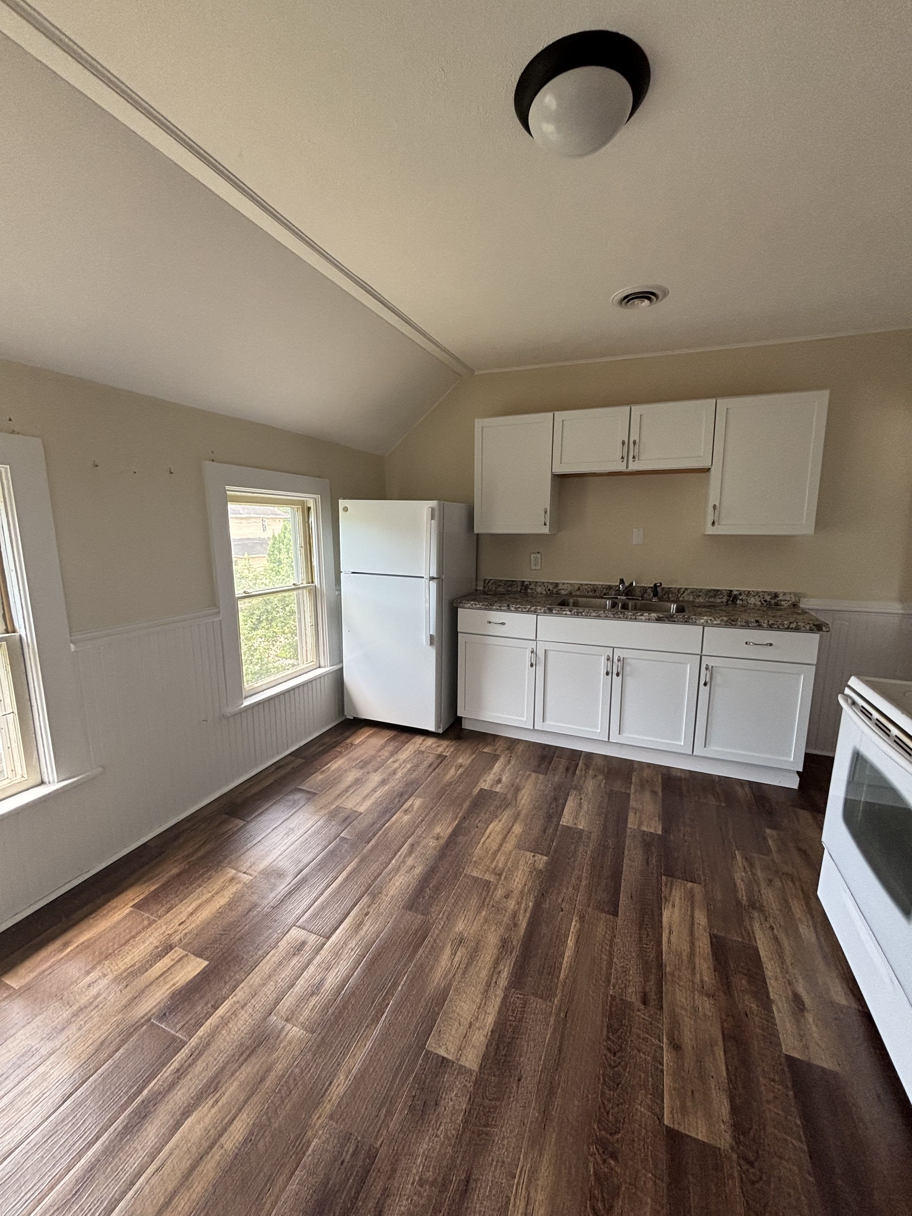 520 13th St S – photo 2