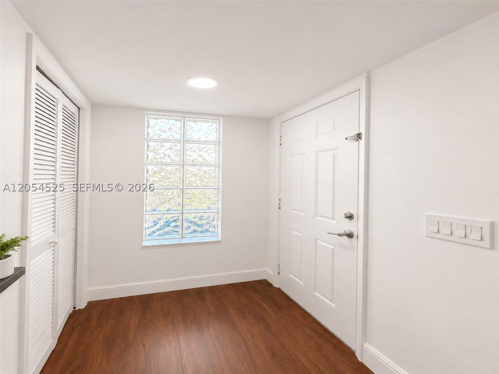 16571 Blatt Blvd – photo 3