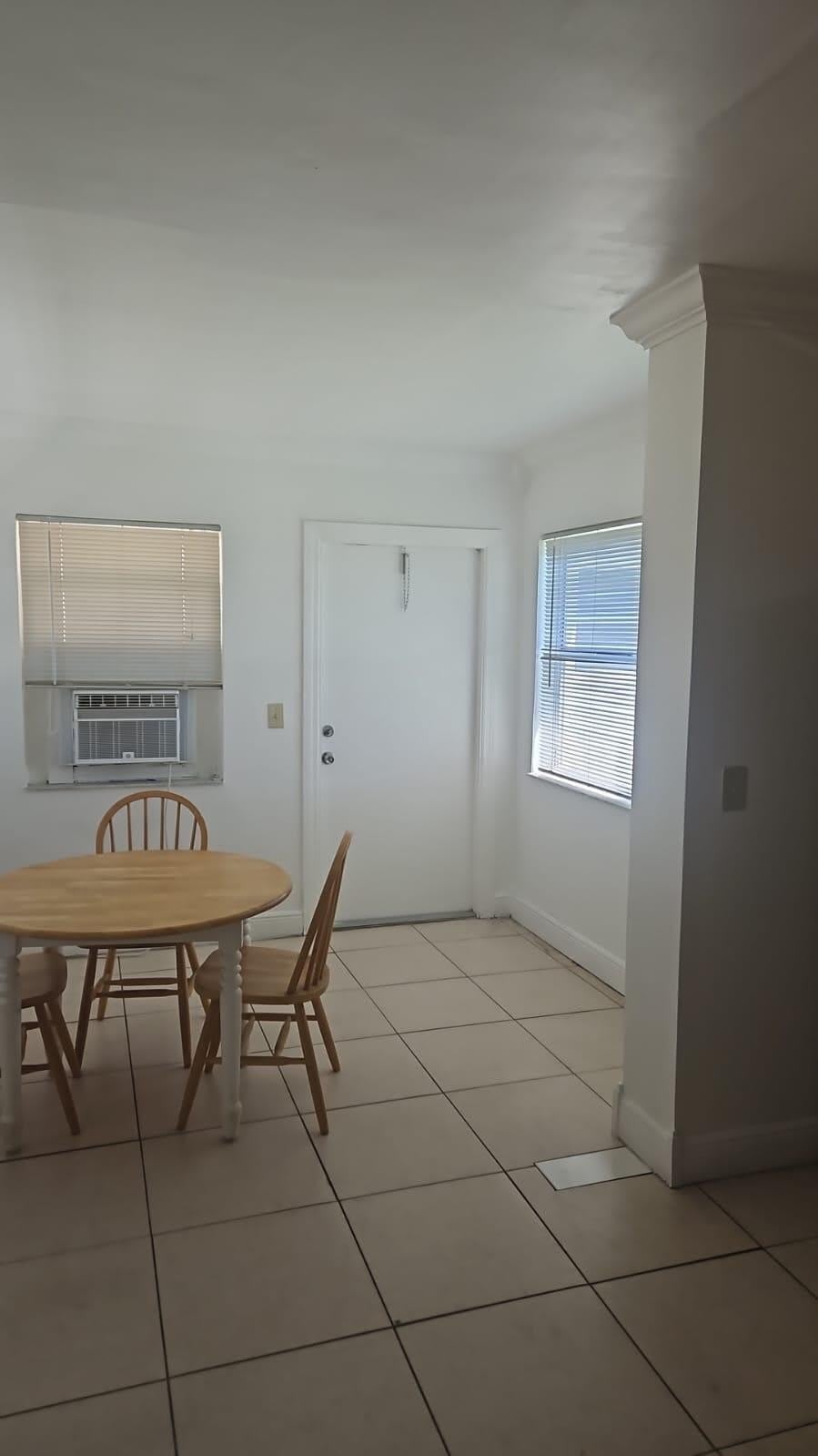 2438 Thomas Street – photo 4
