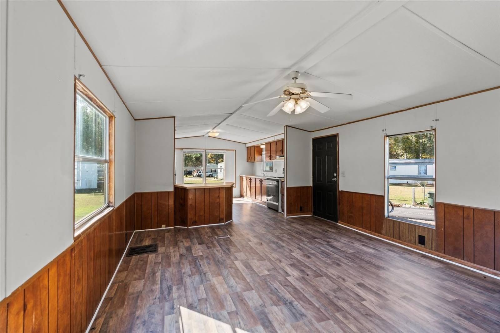 107 Cameron circle – photo 3
