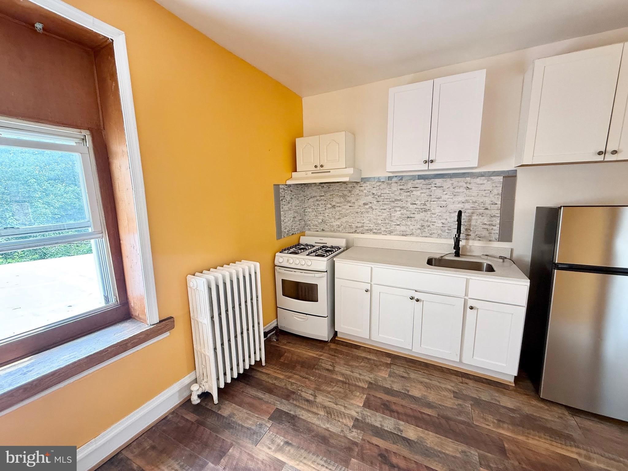 911 N 42ND Street – photo 2