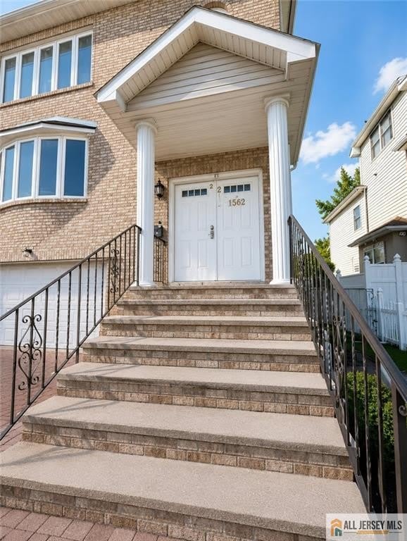 217 Van Buren Street – photo 2