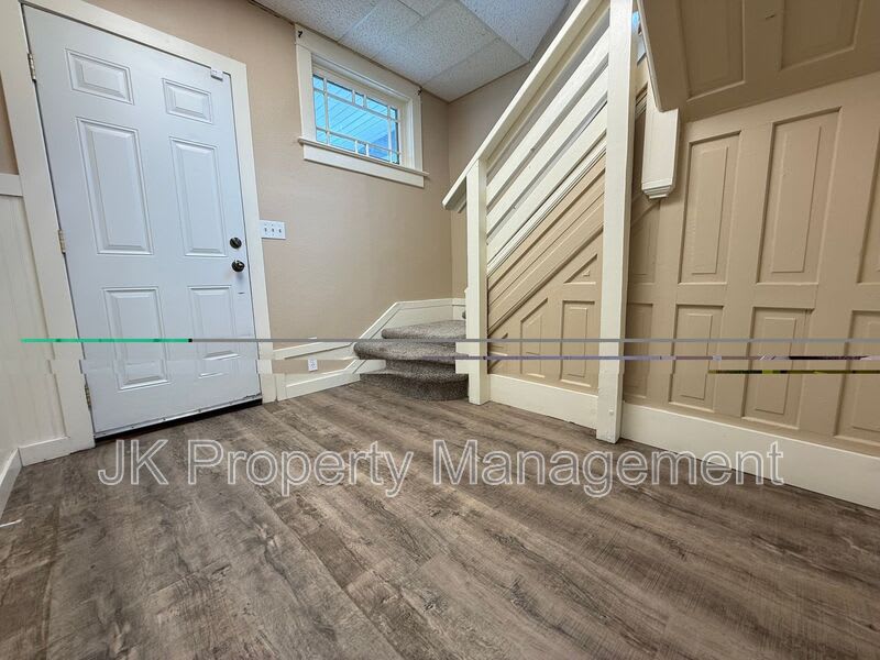 1303 6th Ave S – photo 4