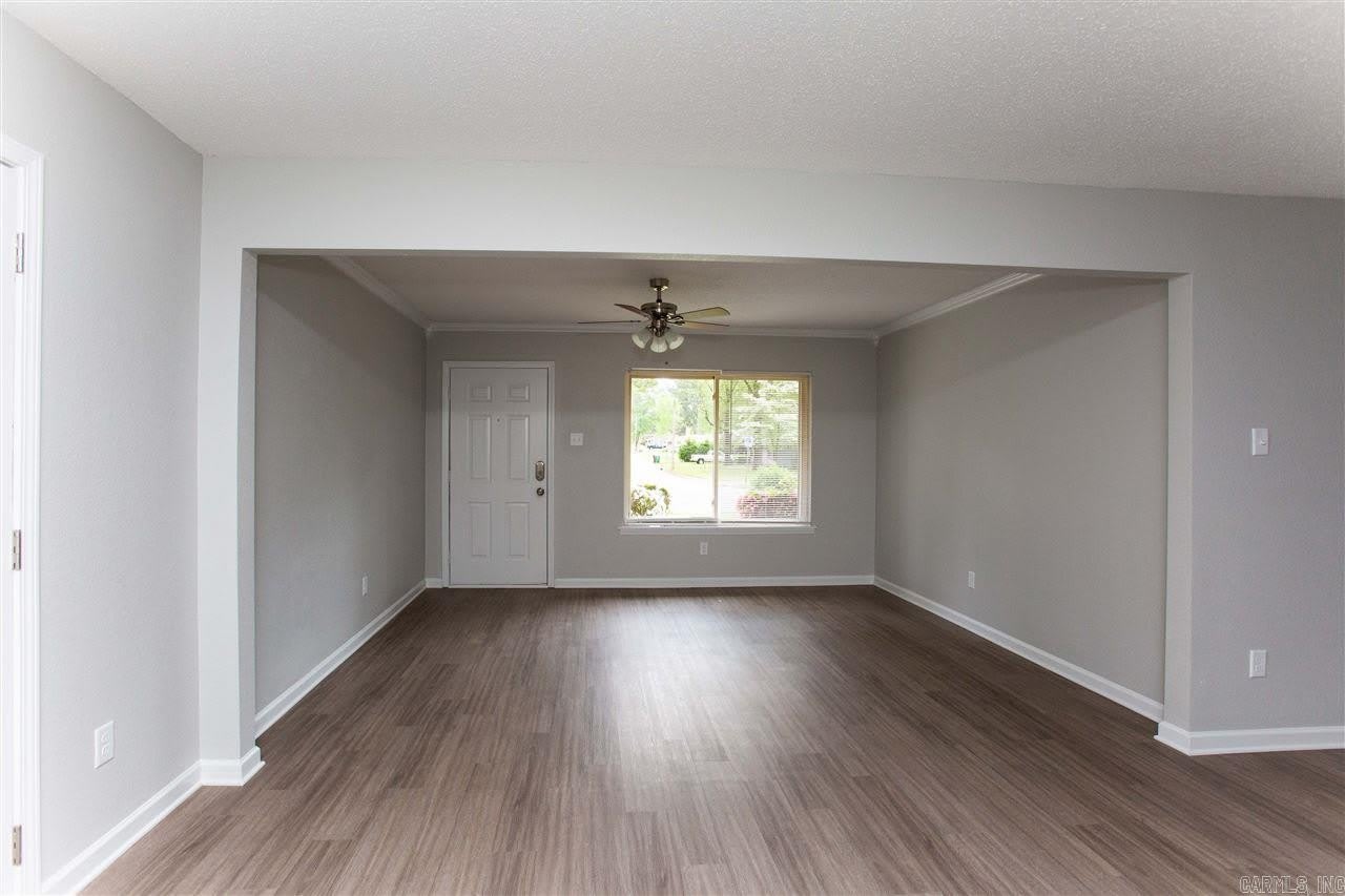 6724 Carolina Drive – photo 3