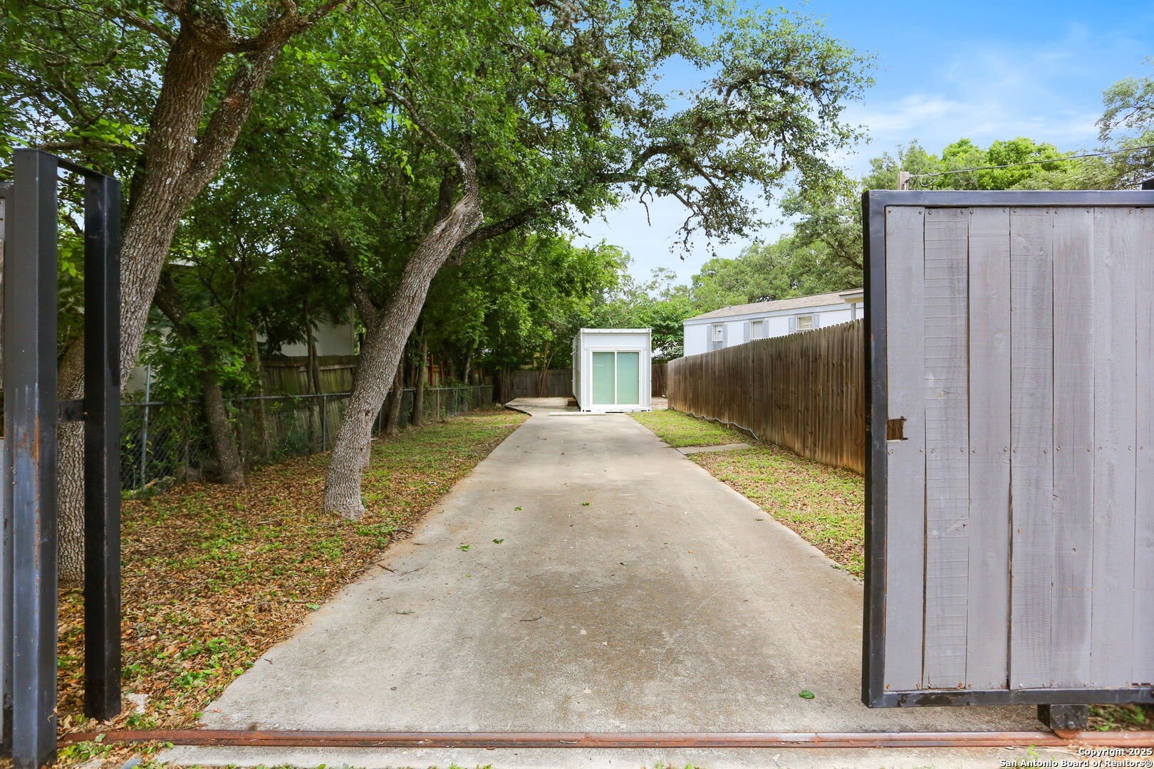 25211 AUE RD – photo 2