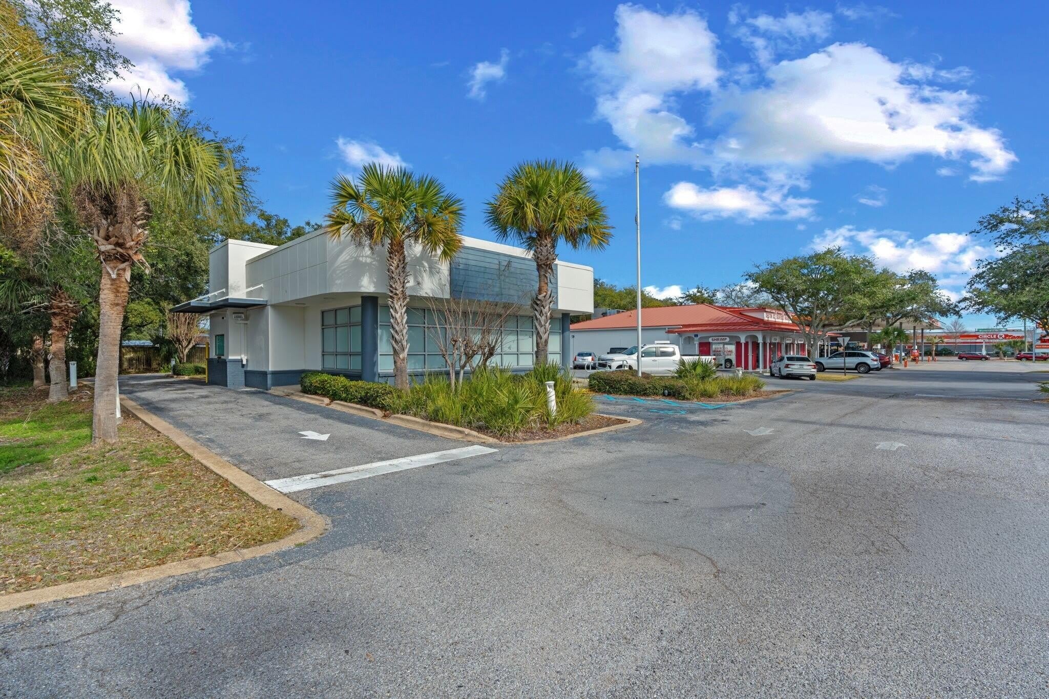 661 Harbor Boulevard – photo 2